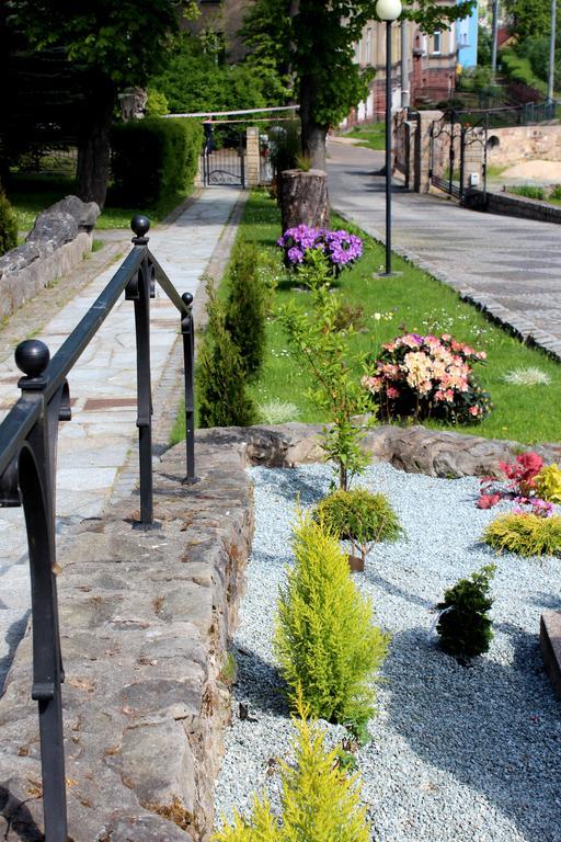Parkowa - Noclegi Ze Sniadaniem Nowa Ruda Bagian luar foto